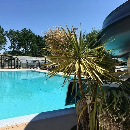 Soleilla - 7 Kms - Confort - Lumineux - Detente Camping